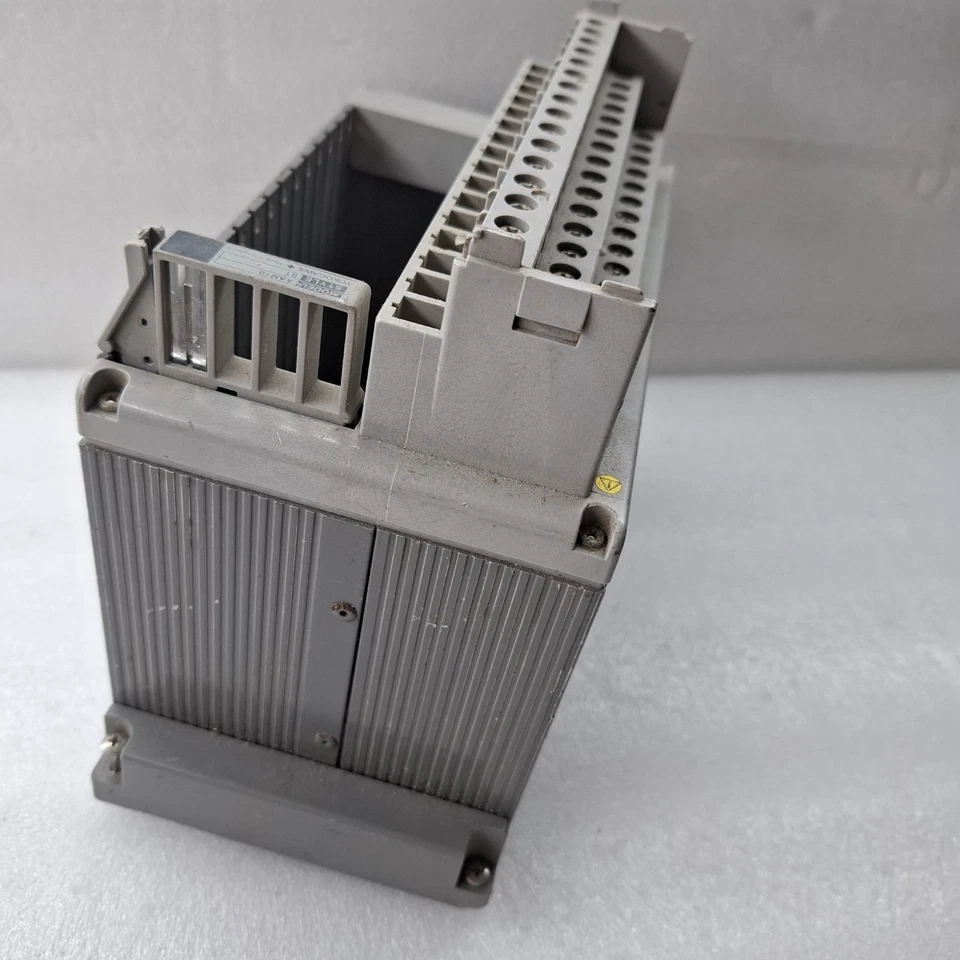 YOKOGAWA AMN11 STYLE S1 I/O MODULE RACK